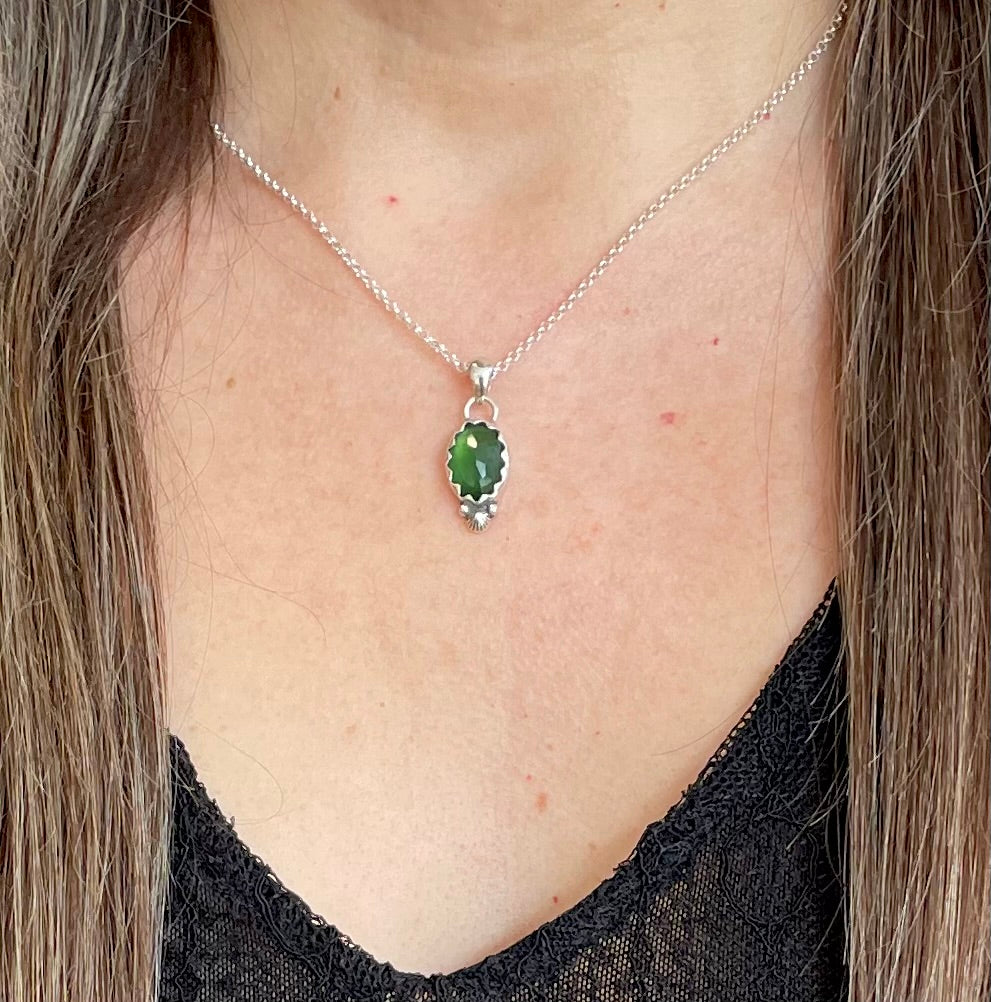 Pendentif en argent sterling et pierre Serpentine